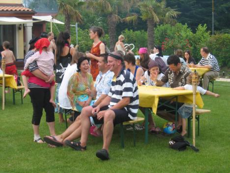Party 055.jpg   43kb   26.03.2021 22:25:42